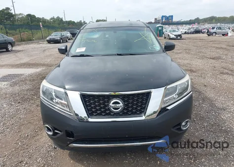 2015 Nissan Pathfinder Sv z USA, uszkodzony, nr VIN 5N1AR2MM6FC708386